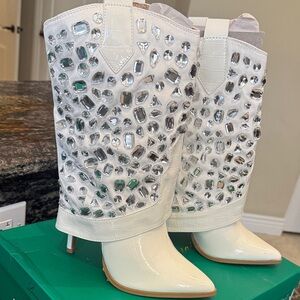 Lauren Lorraine White Crystal Embellished Boots – Rhinestone Boots, Size 8